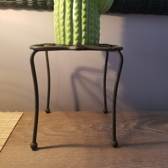 Hobby Lobby Accents 7 Green Distressed Metal Plant Stand Poshmark